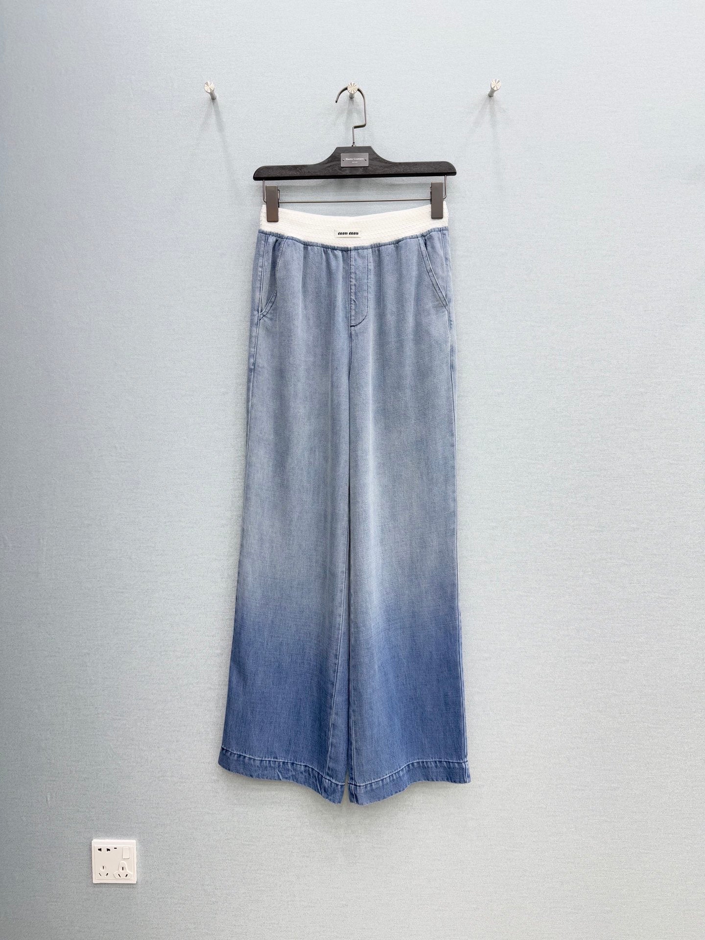256XA15U Popular Pants fashion jeans