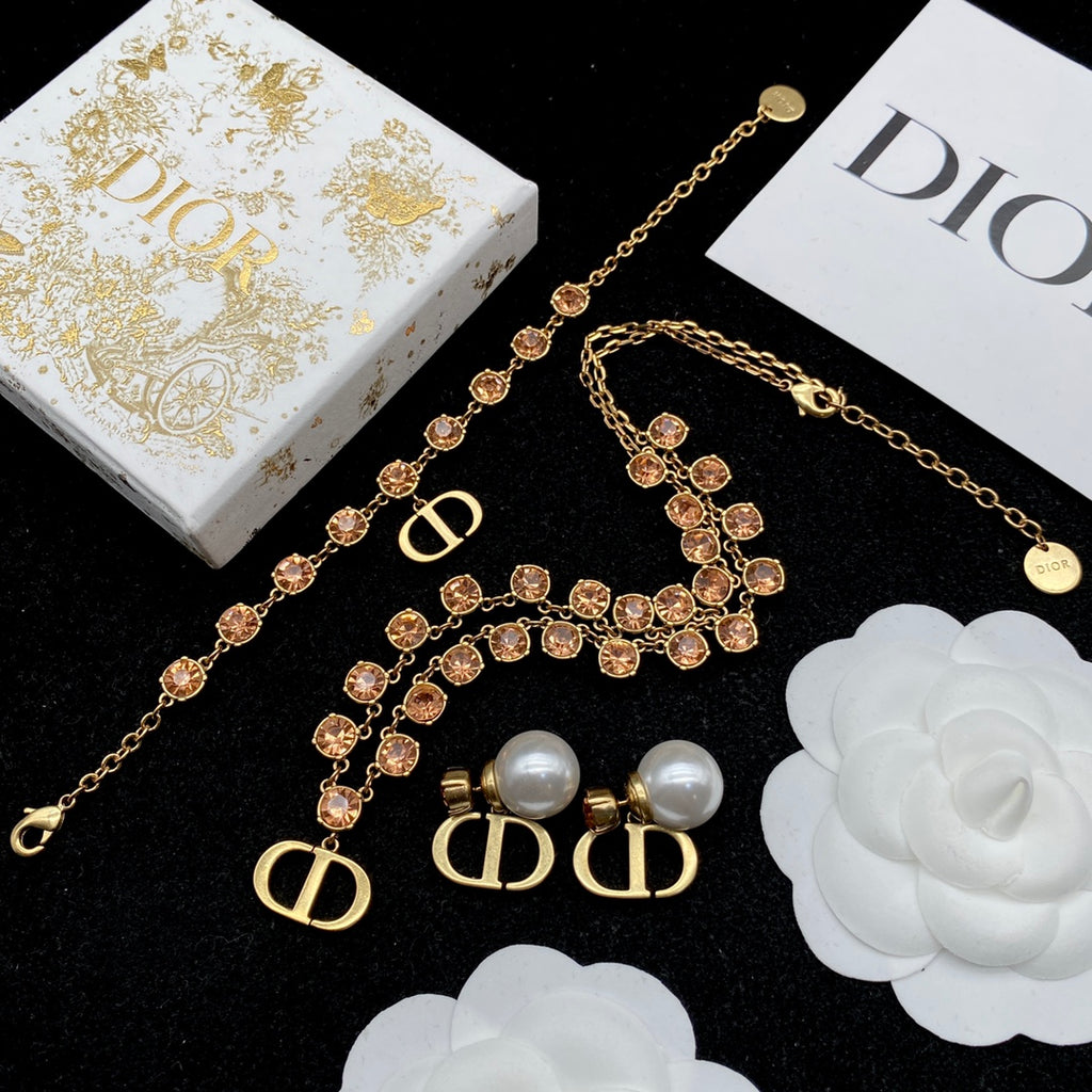 175RD15X Popular  Necklaces . Bracelets . Earrings