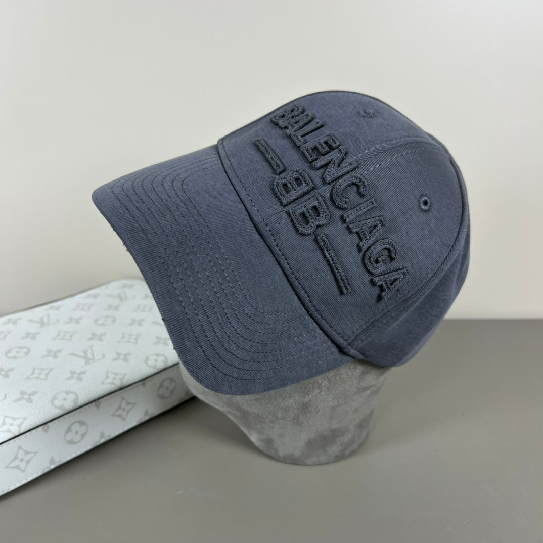 135ZJ532M Popular hats