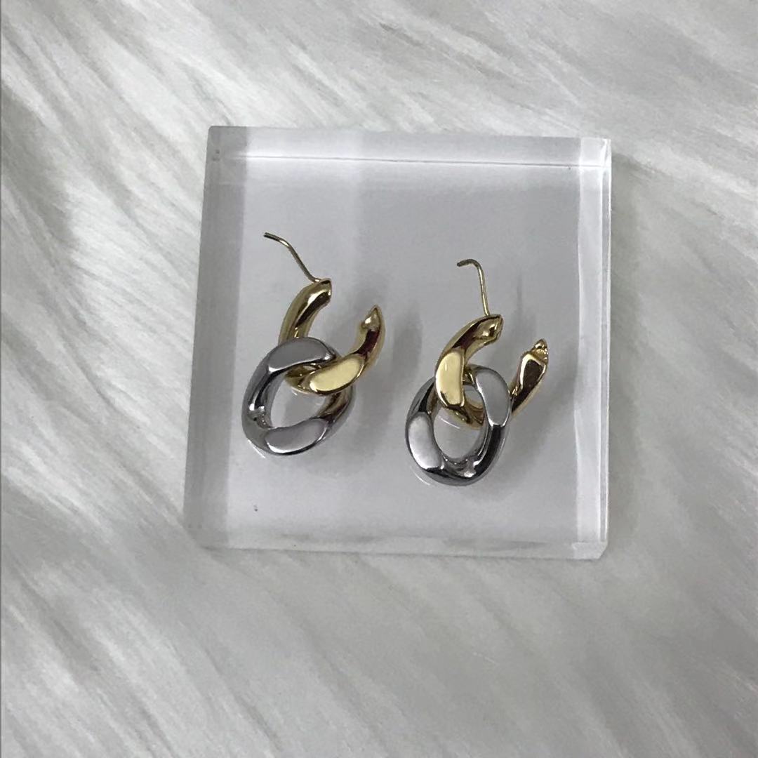 14J149E Popular Earrings