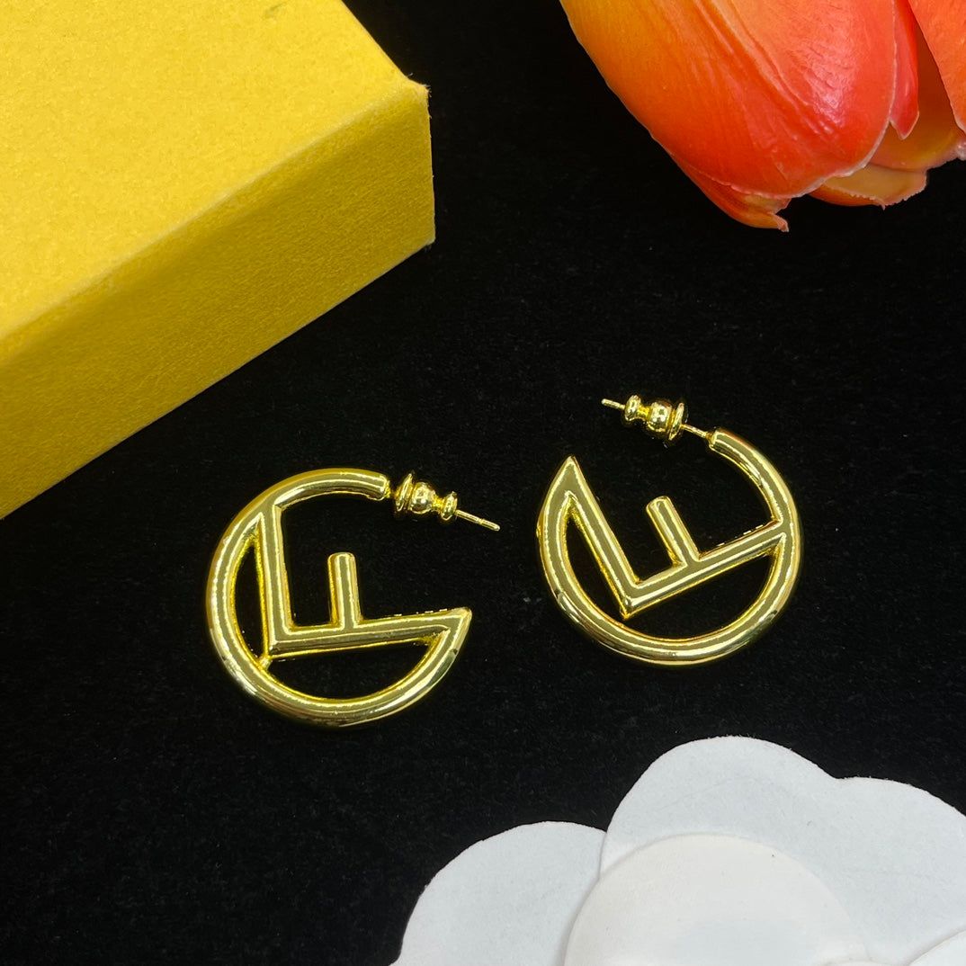 14F647E Popular  Earrings