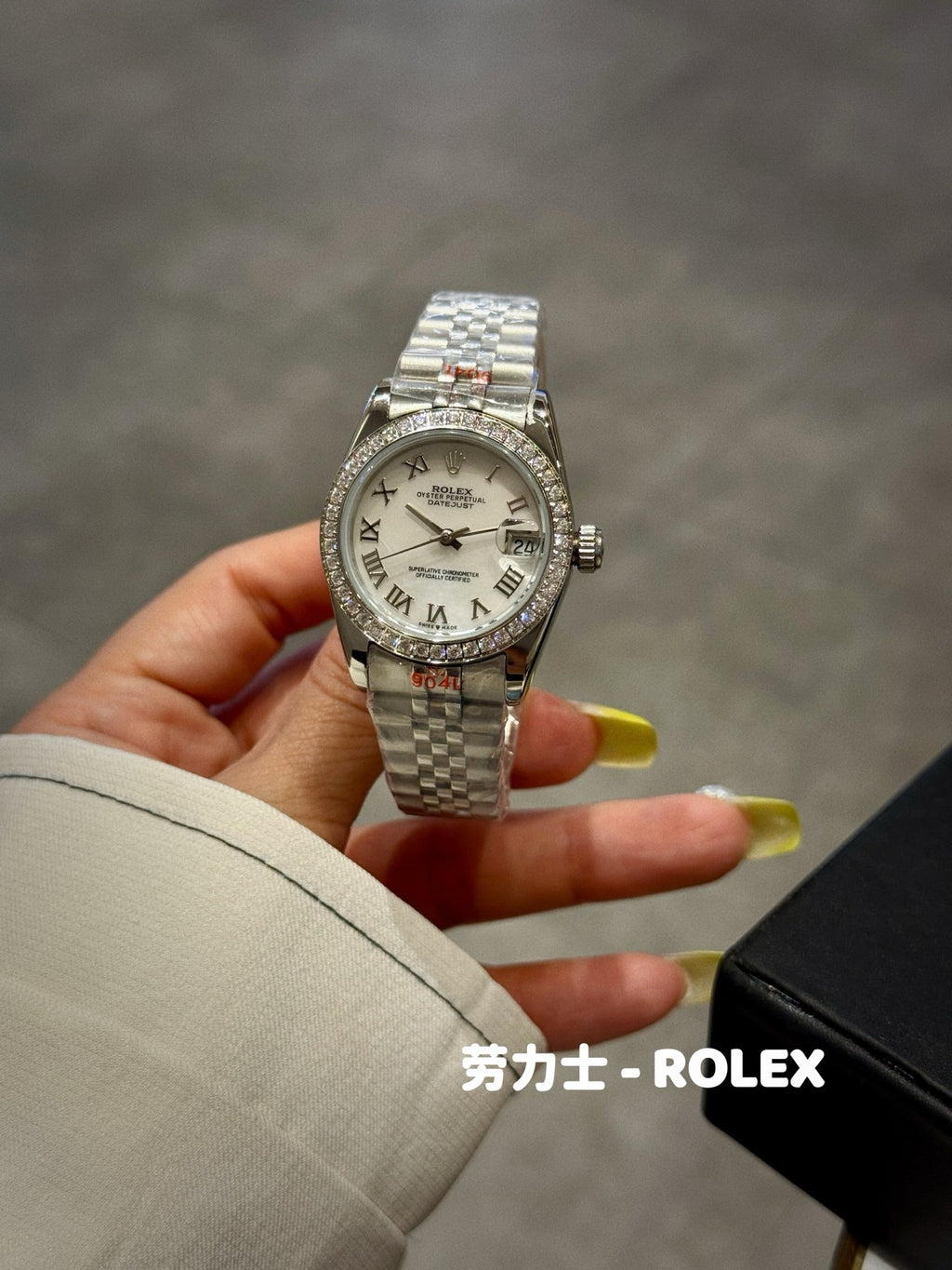 136RL17L Popular Watches