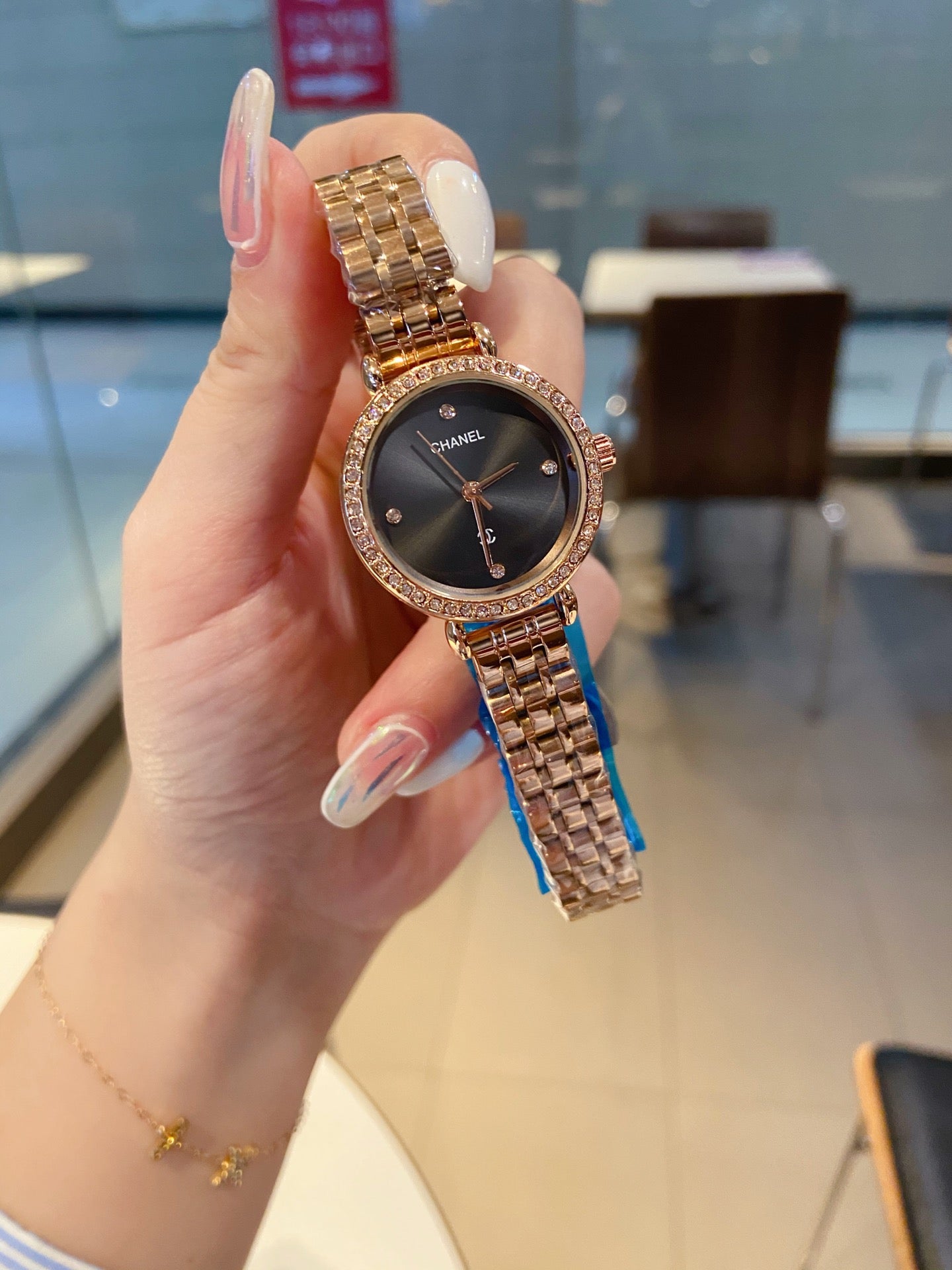 136RC84L Popular Watches