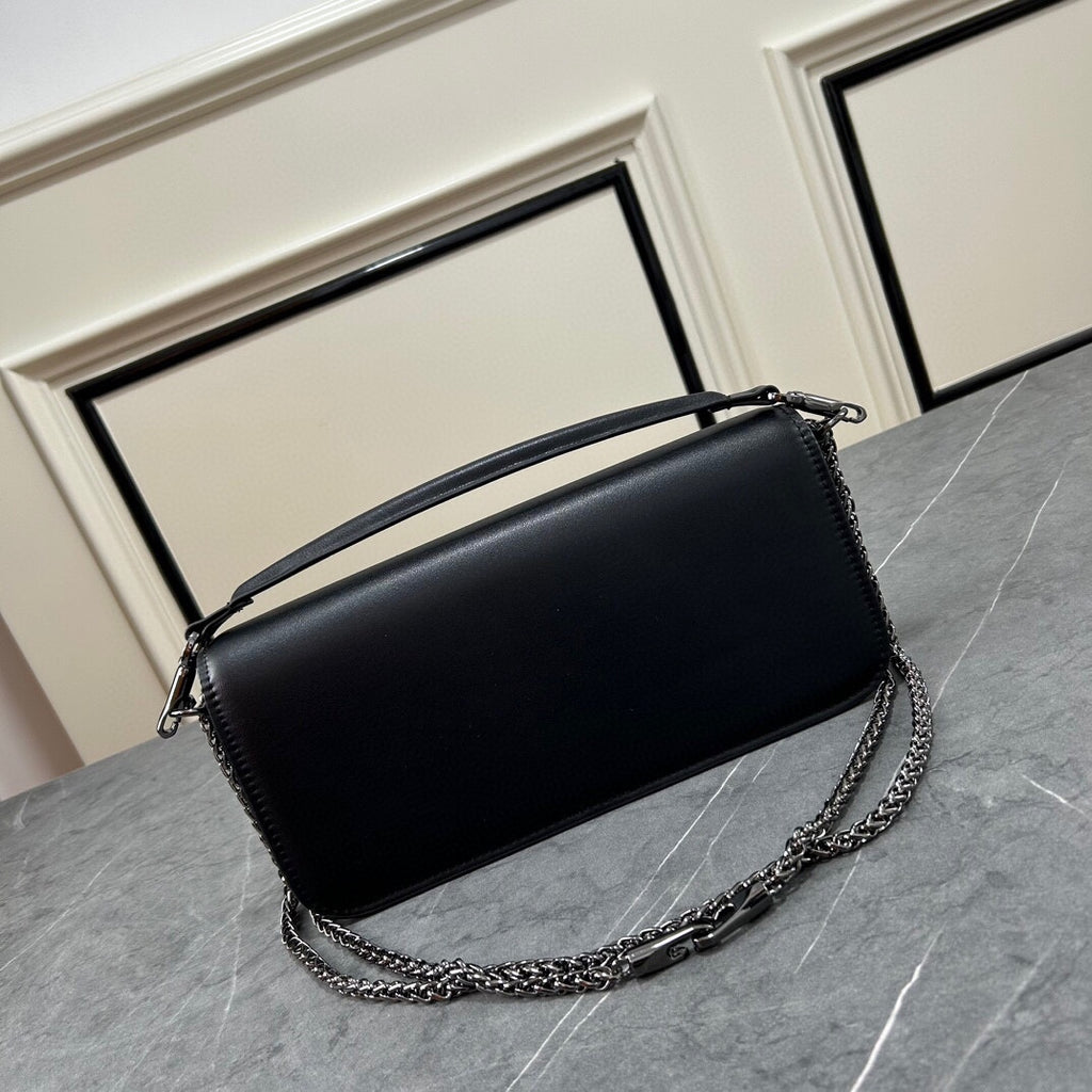 155NVL5B Popular leather bag