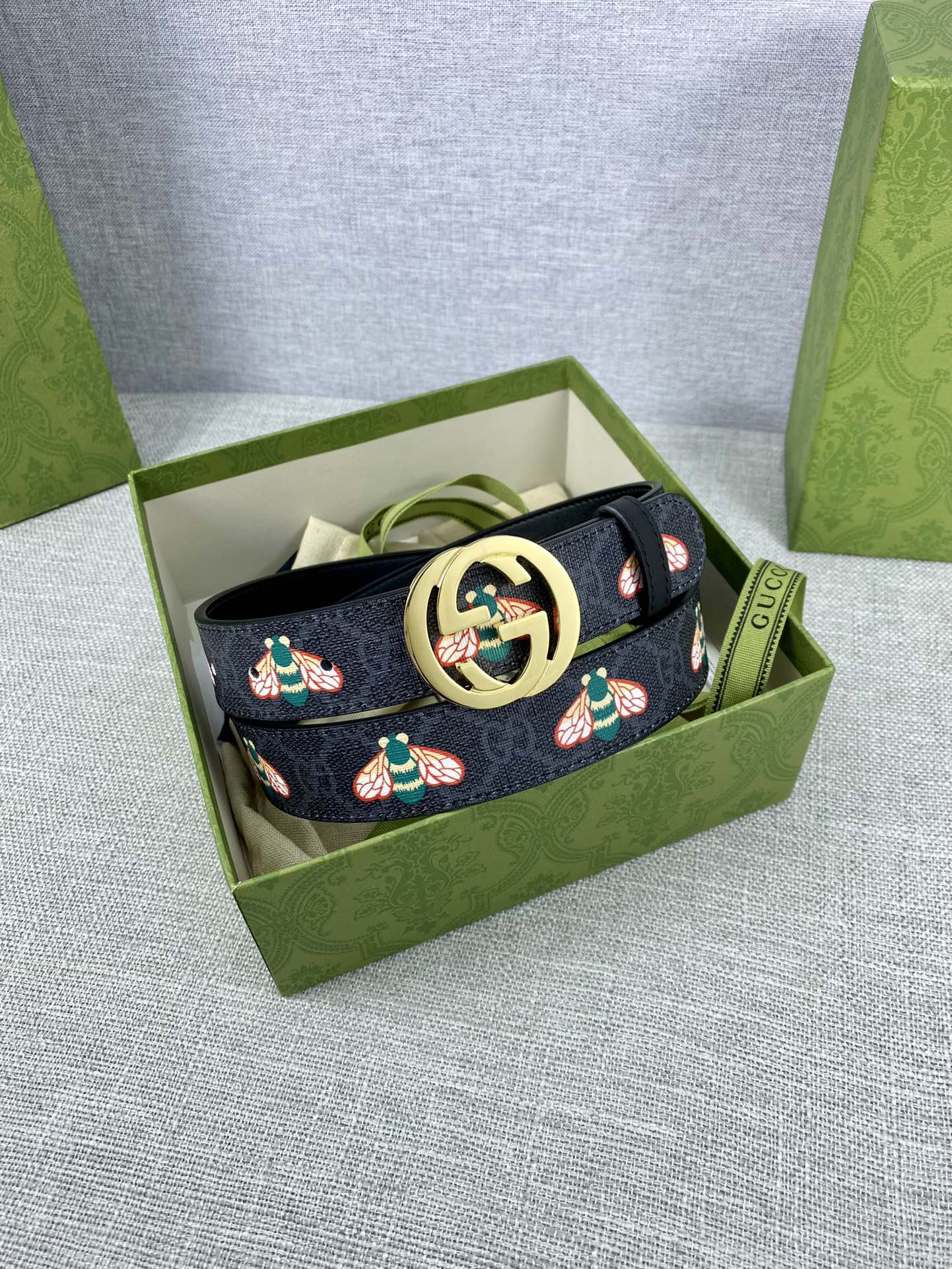 1115QB51P Popular High quality belt With full package