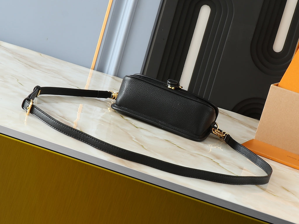 15XE3B Popular   leather bag