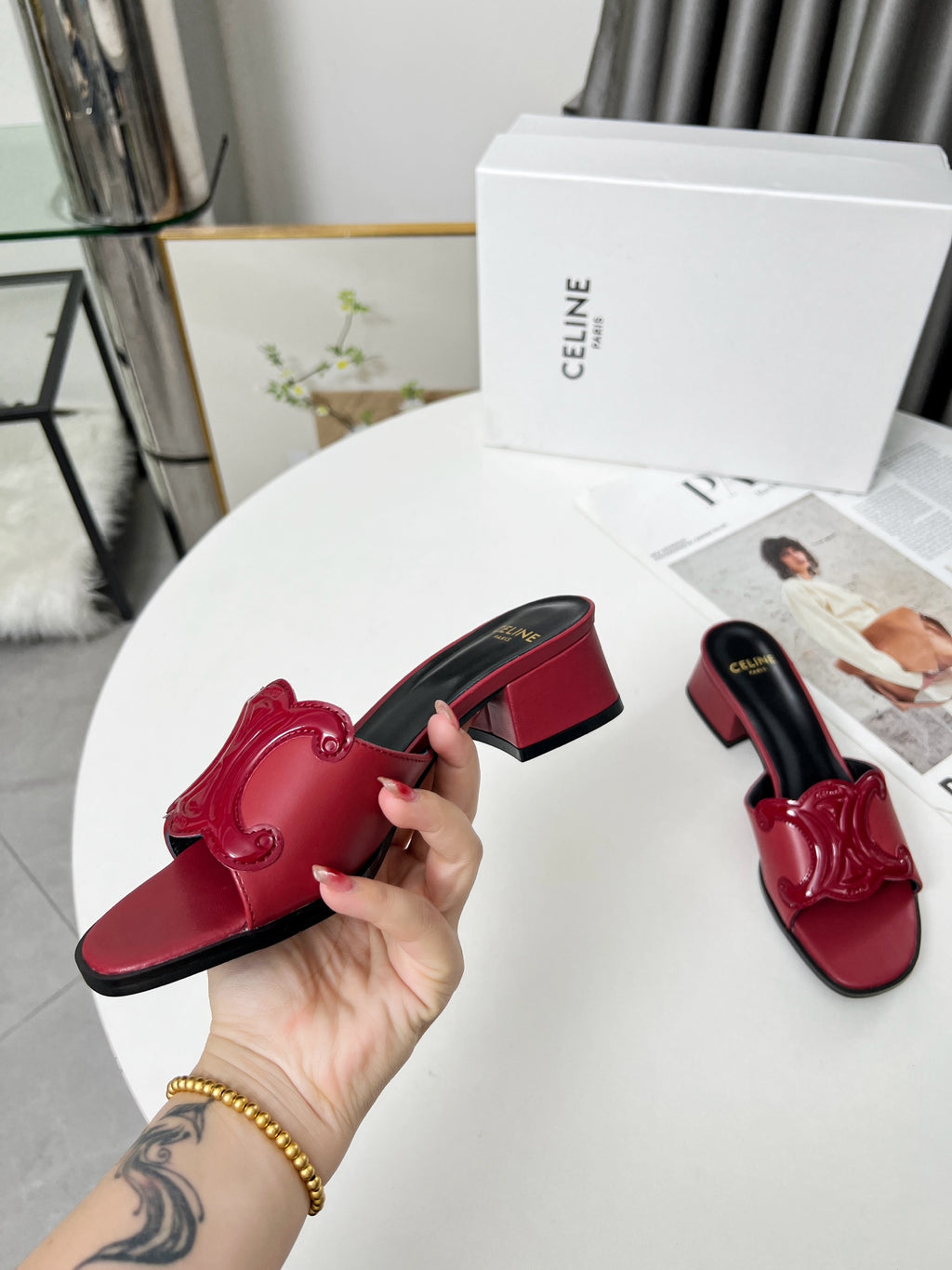 255QCL51Z Popular leather shoes