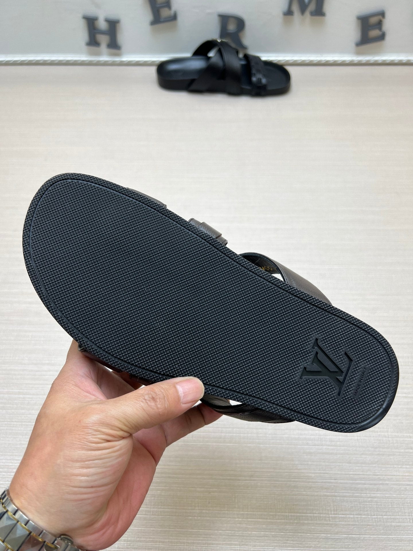 54E88Z Popular slippers