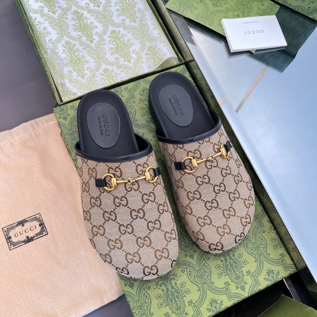 2YB26Z Popular Slippers