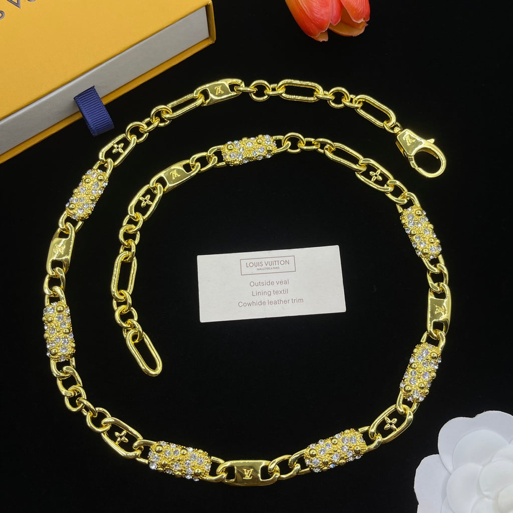 15QE127X Popular Necklace