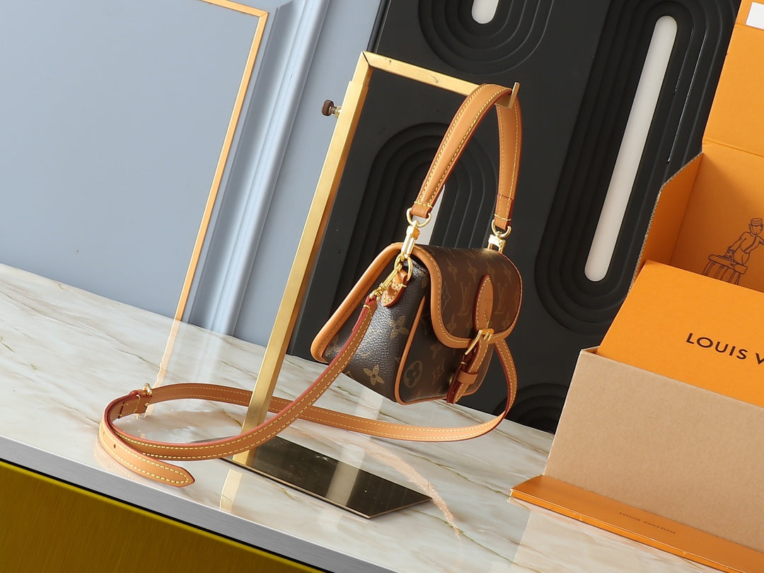 15XE5B Popular   leather bag