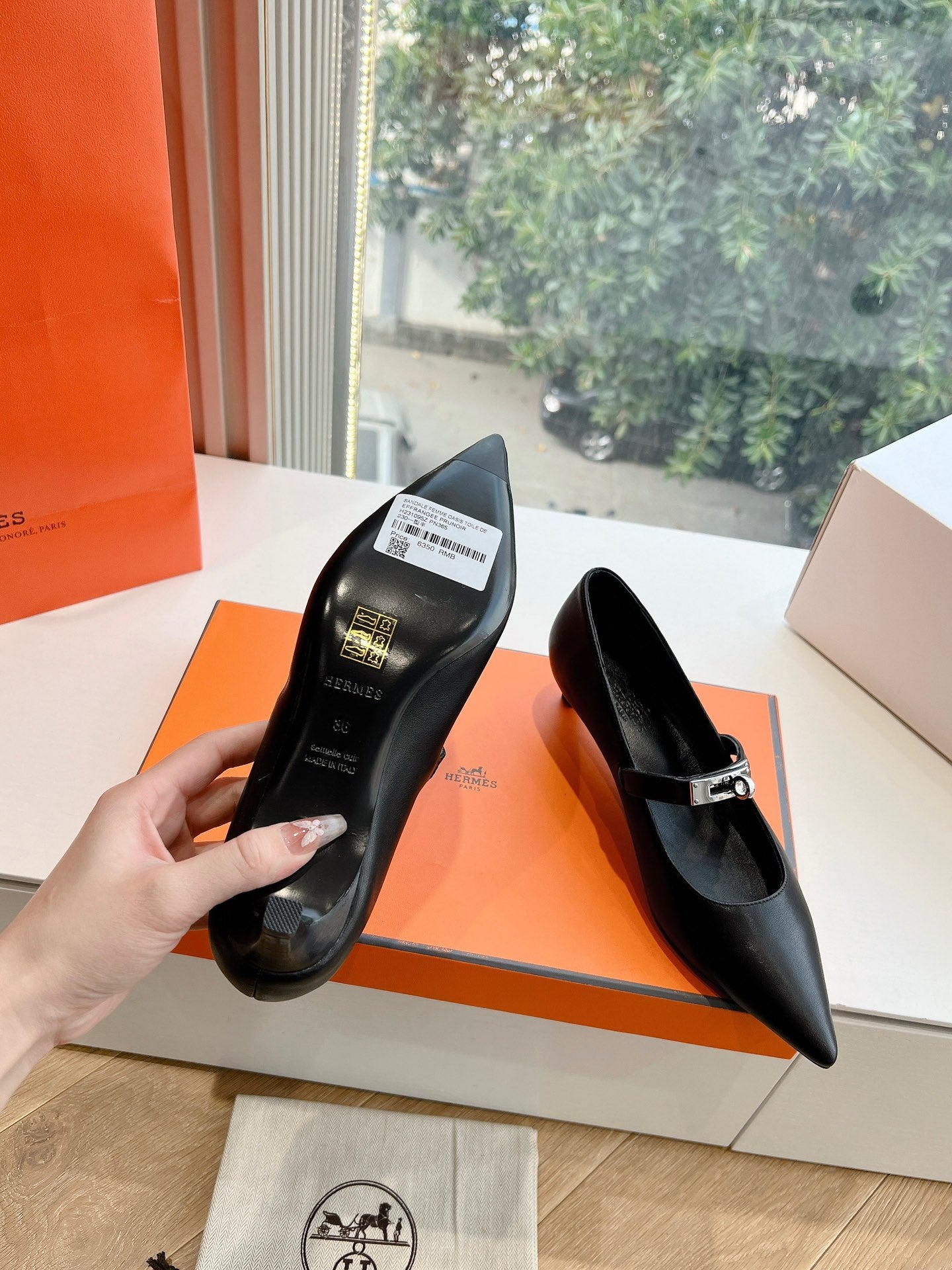 Z2N46H15 Popular high-quality leather Shoes