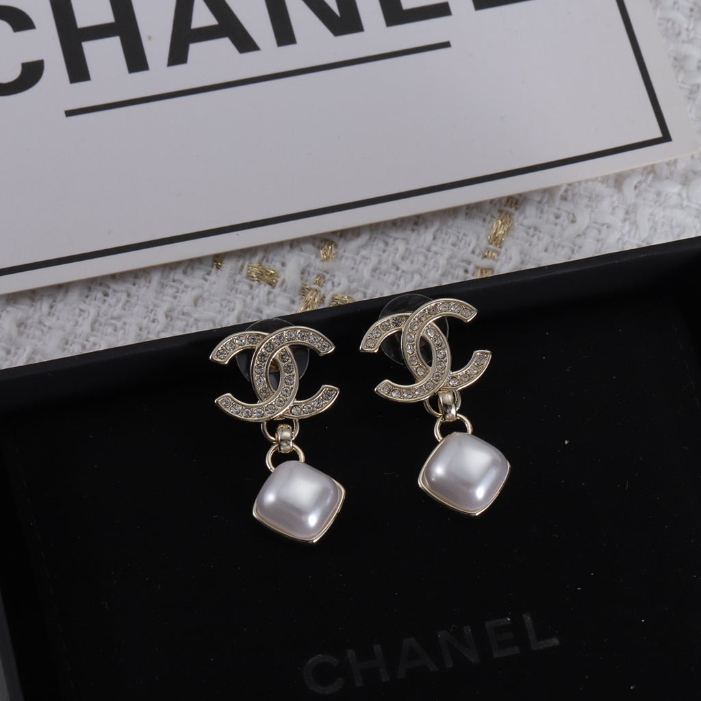 14C300E Popular  Earrings