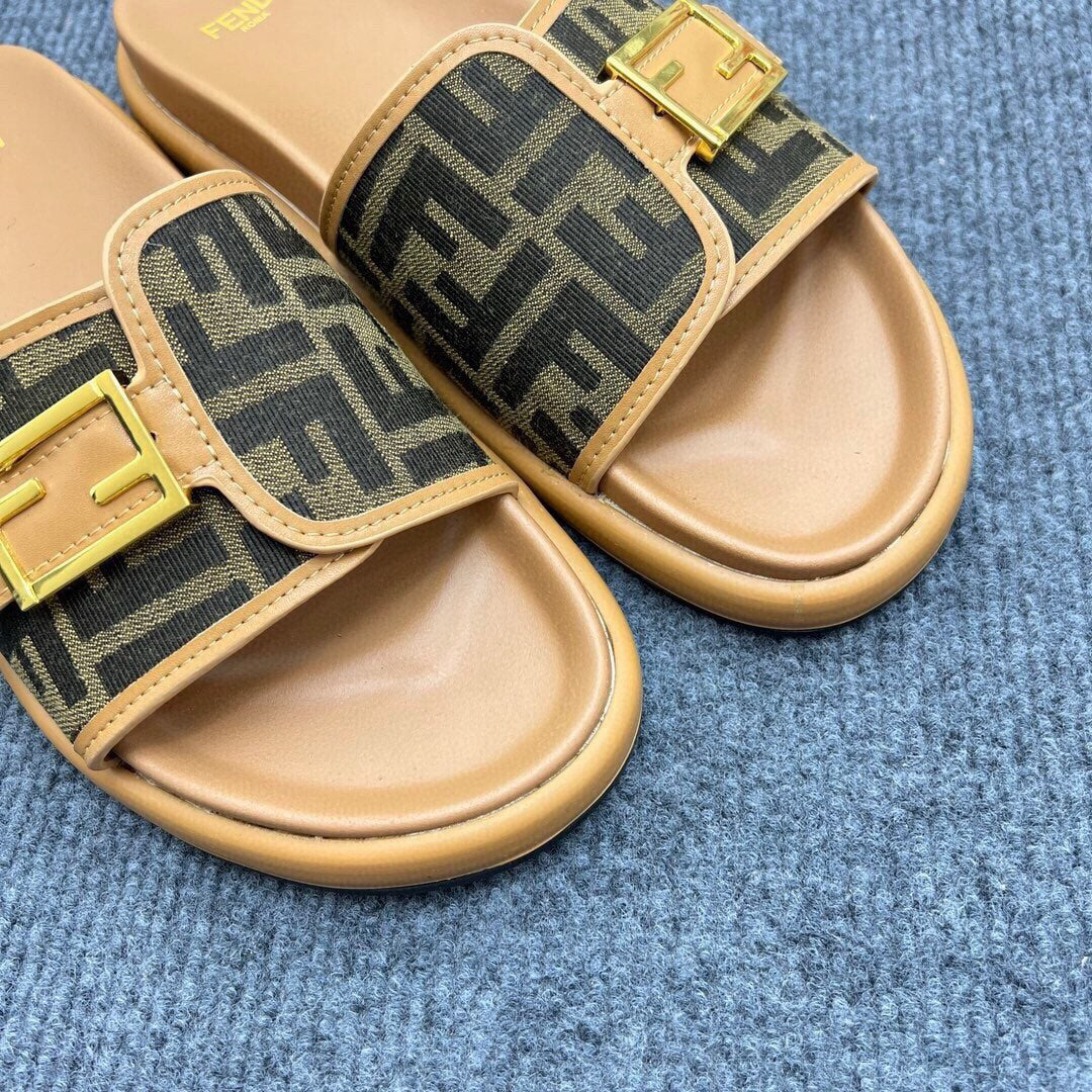 54F37Z Popular slippers