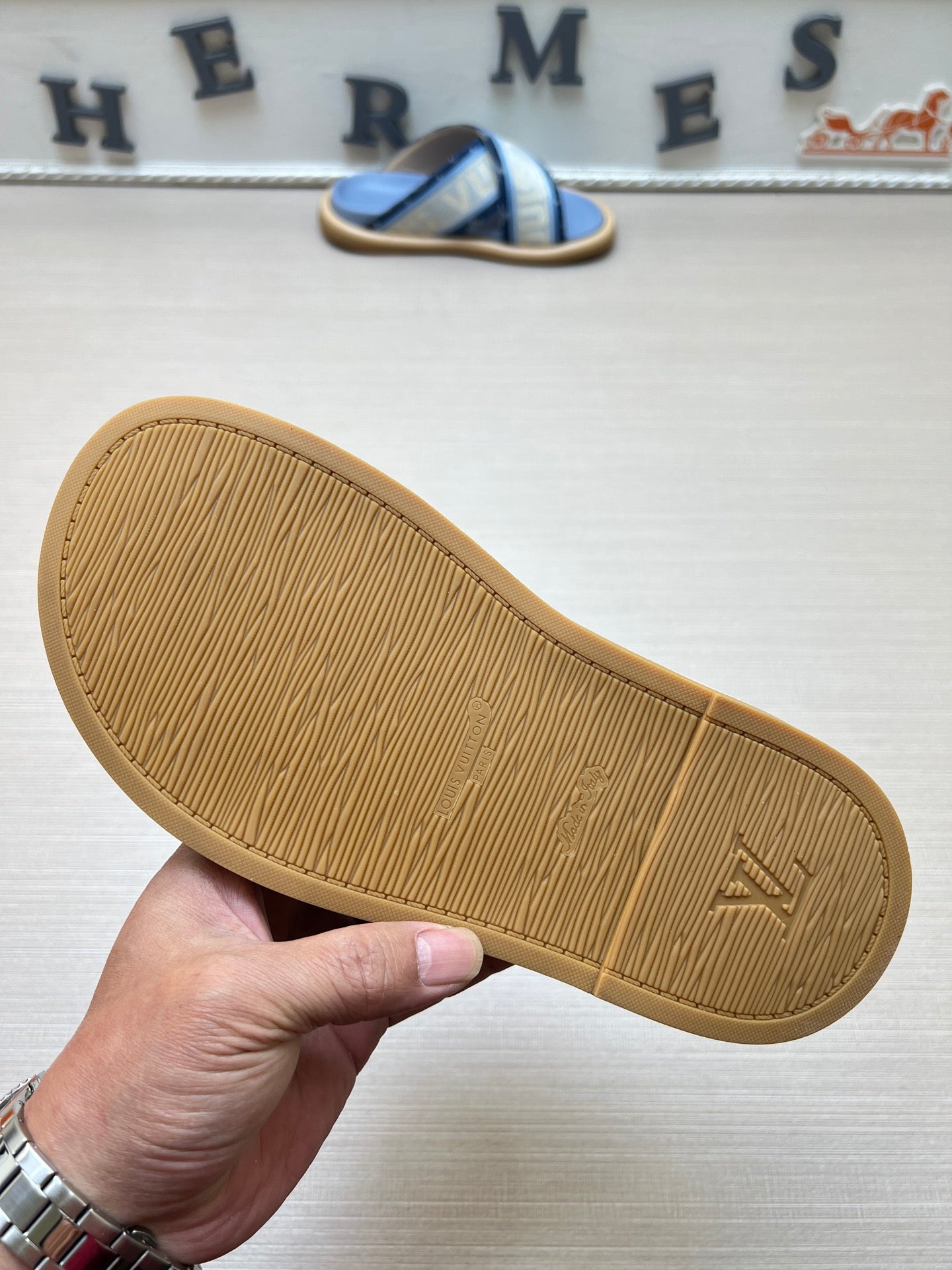 535ZE272Z Popular Slippers