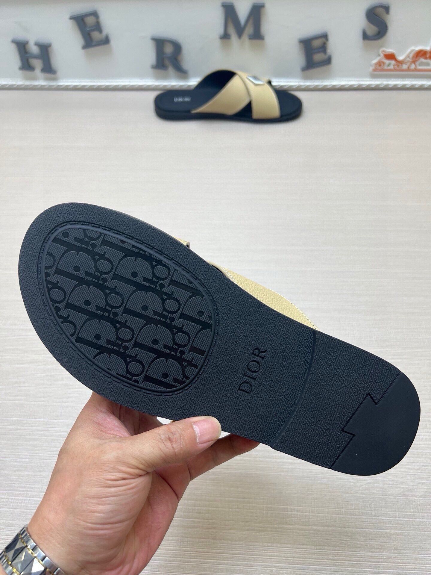 535ZD307Z Popular Slippers