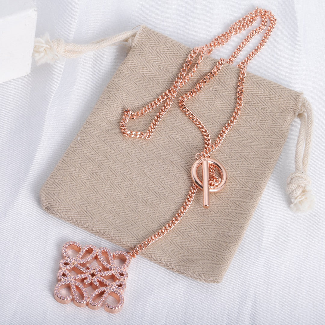 175RA37X Popular    Necklaces