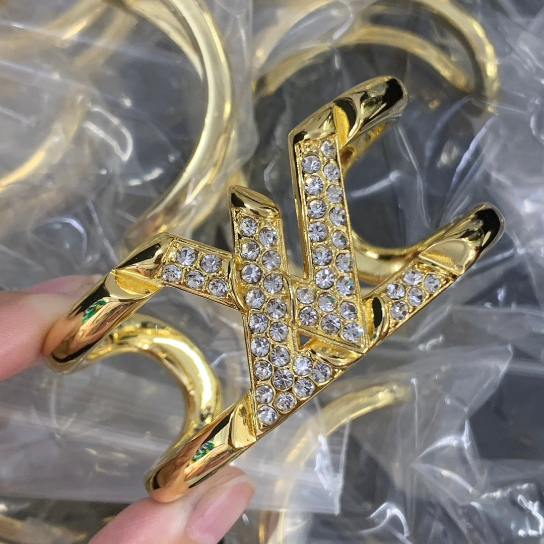 15QE66K  Popular  Bracelets