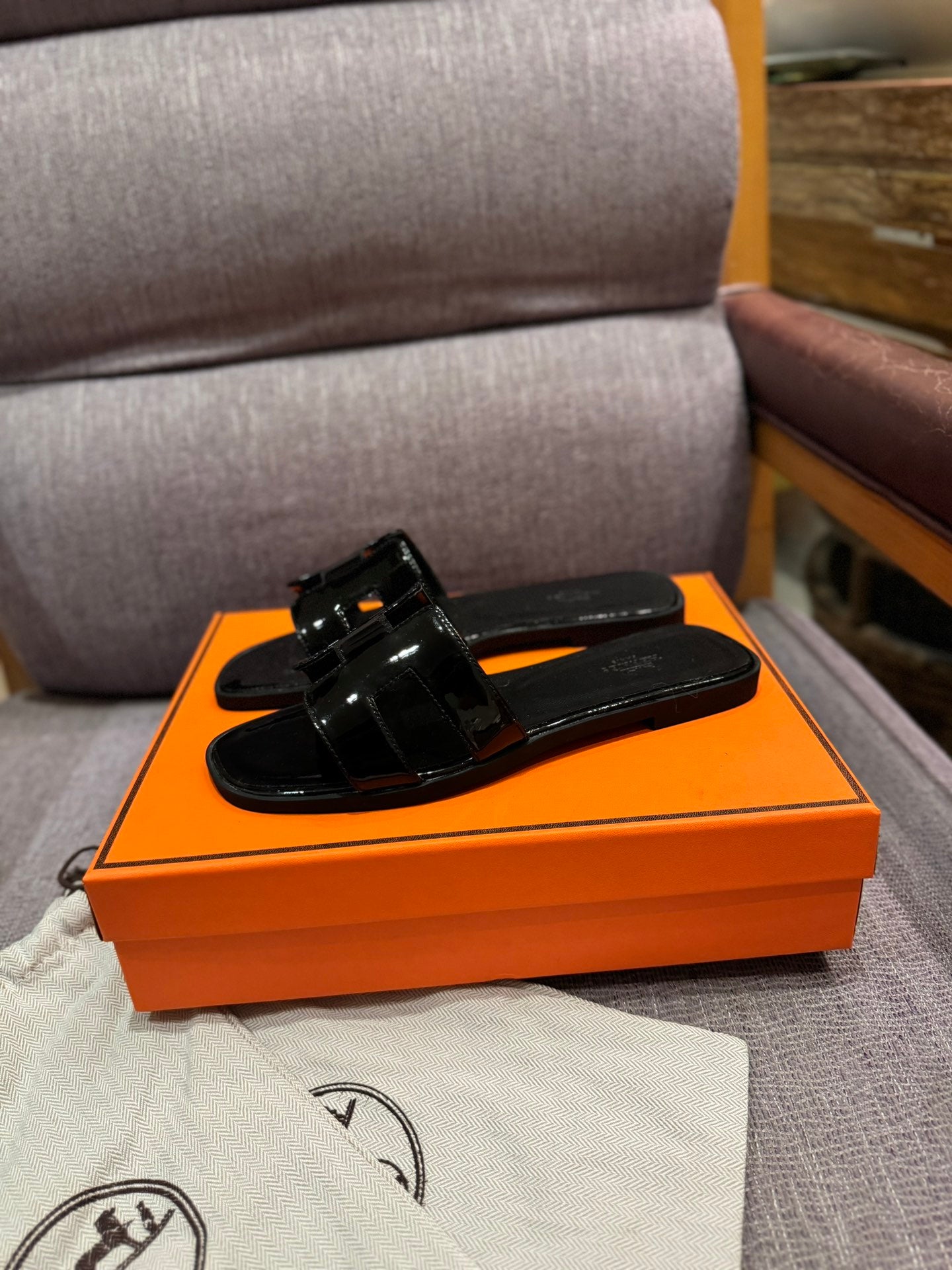155ZH310Z Popular Slippers