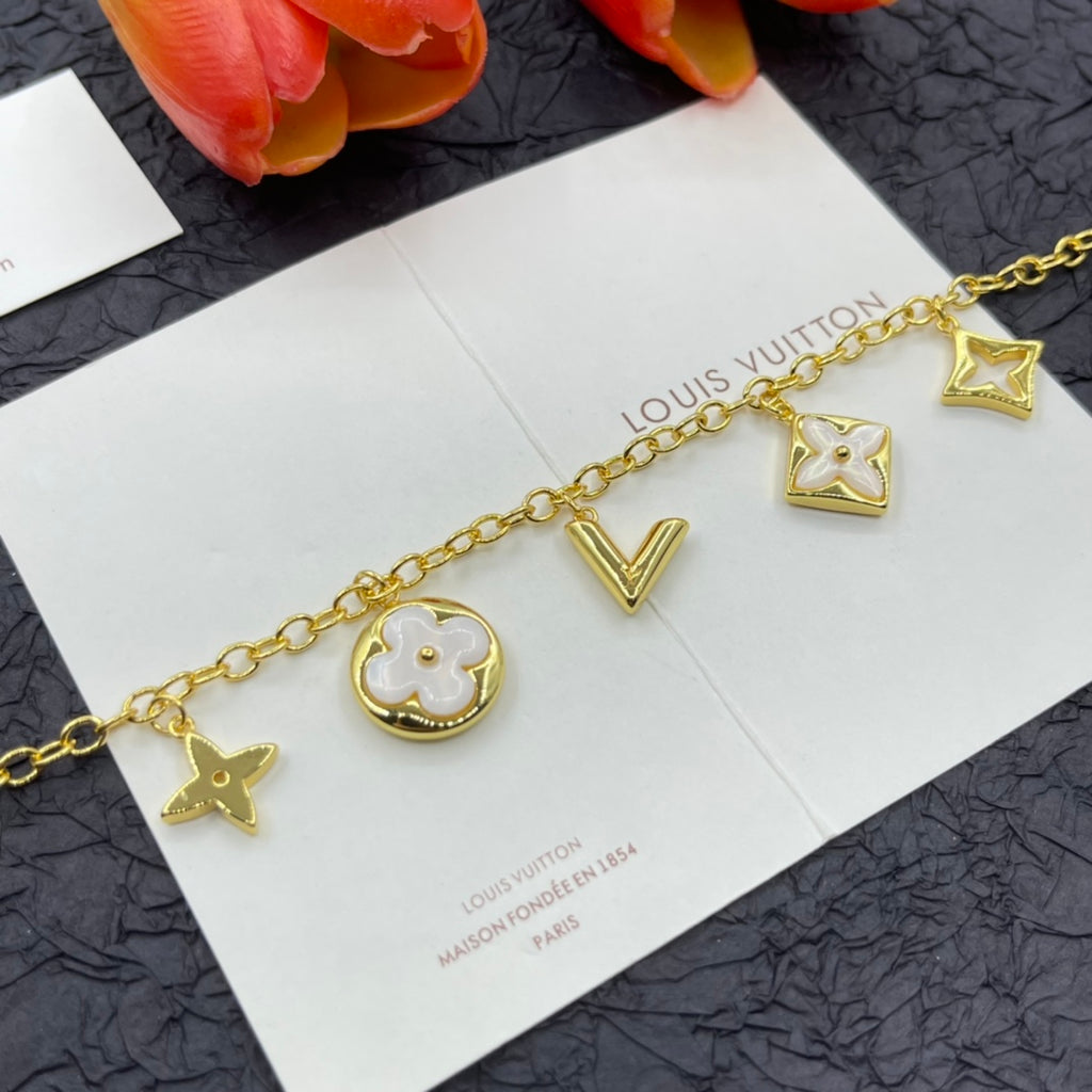 14E965K  Popular Bracelets