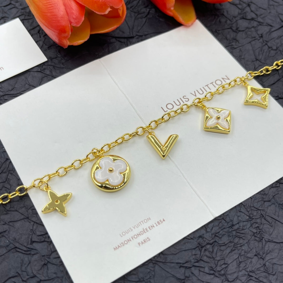 14E965K  Popular Bracelets