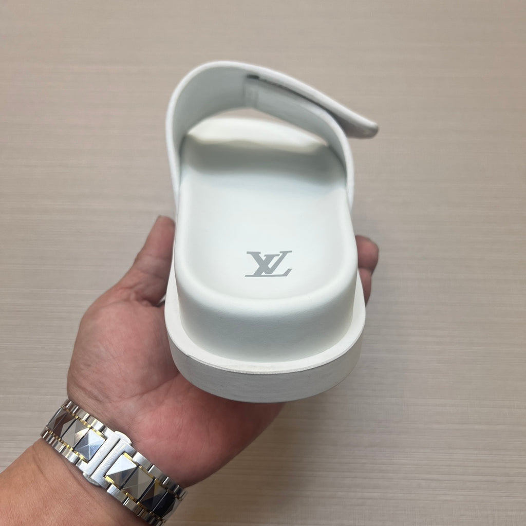 5LE207Z Popular Slippers
