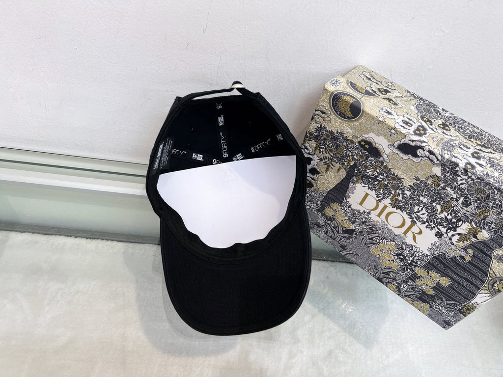 16XA16M Popular hats