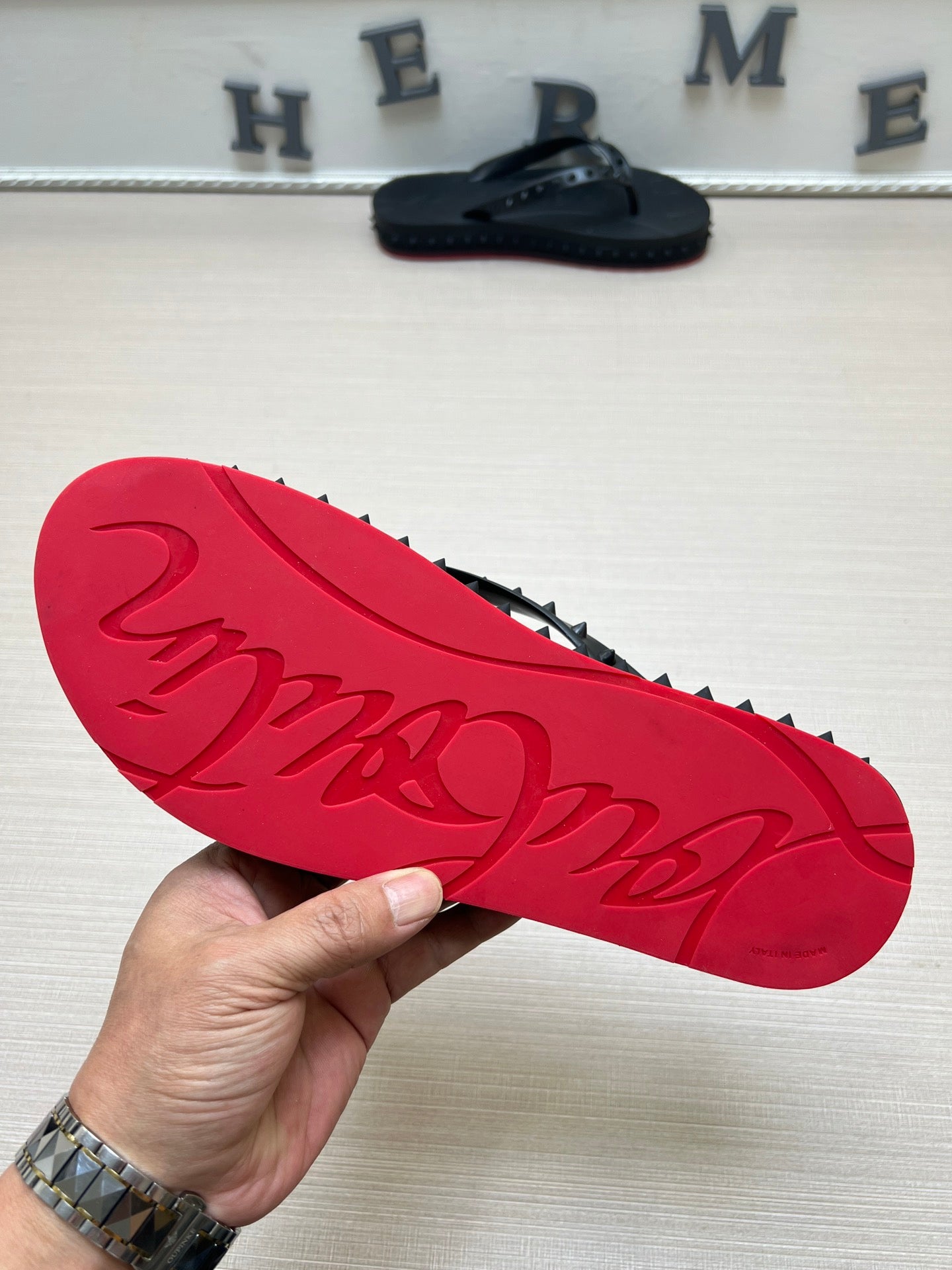 54A106Z Popular slippers