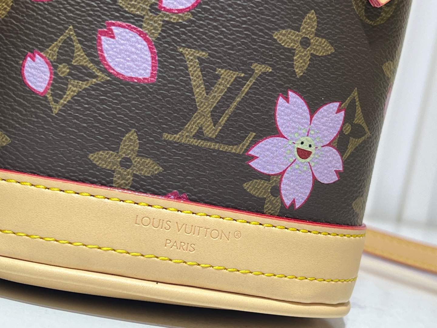 2WE43B Popular  leather bag