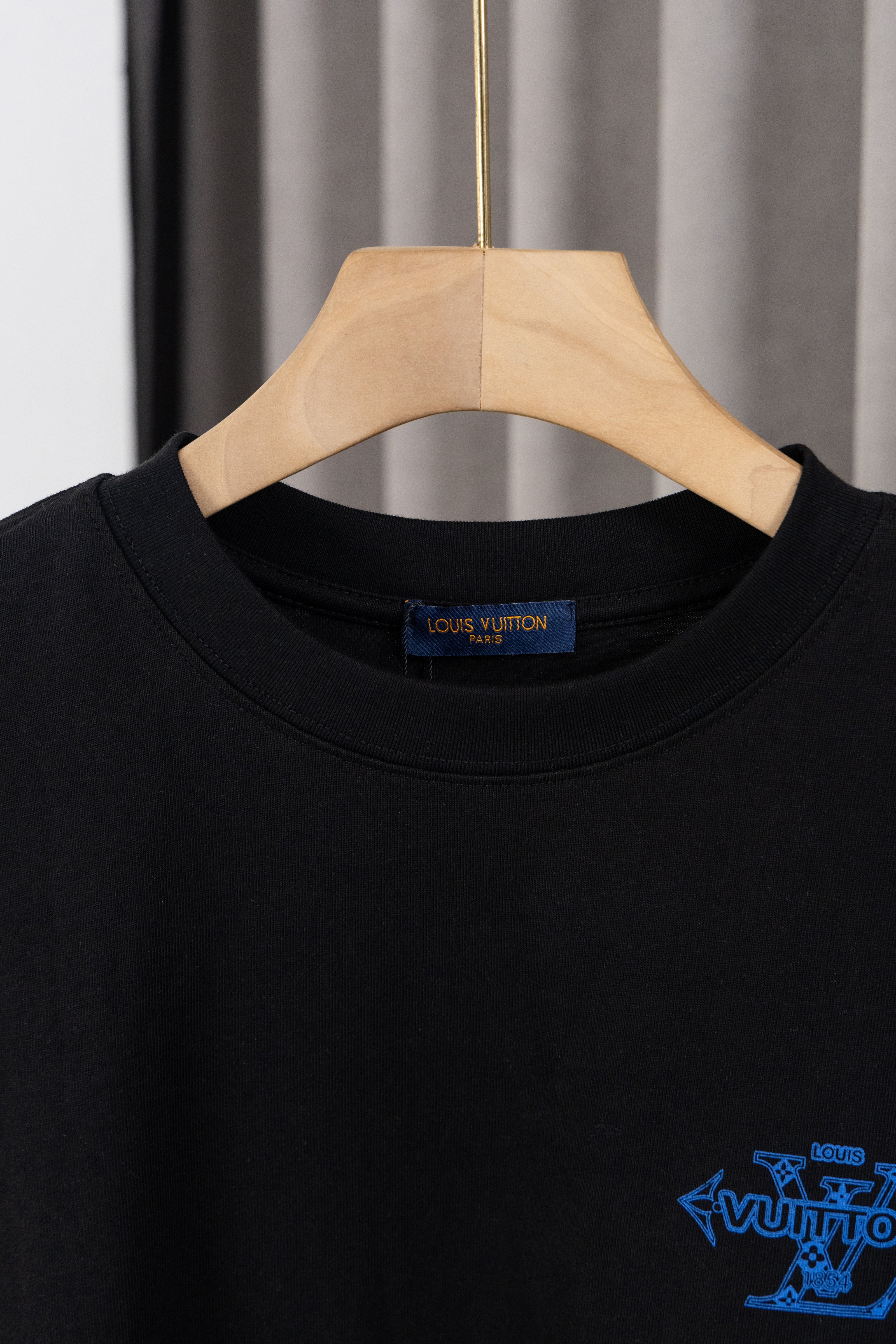 36PE135U Popular T-shirts