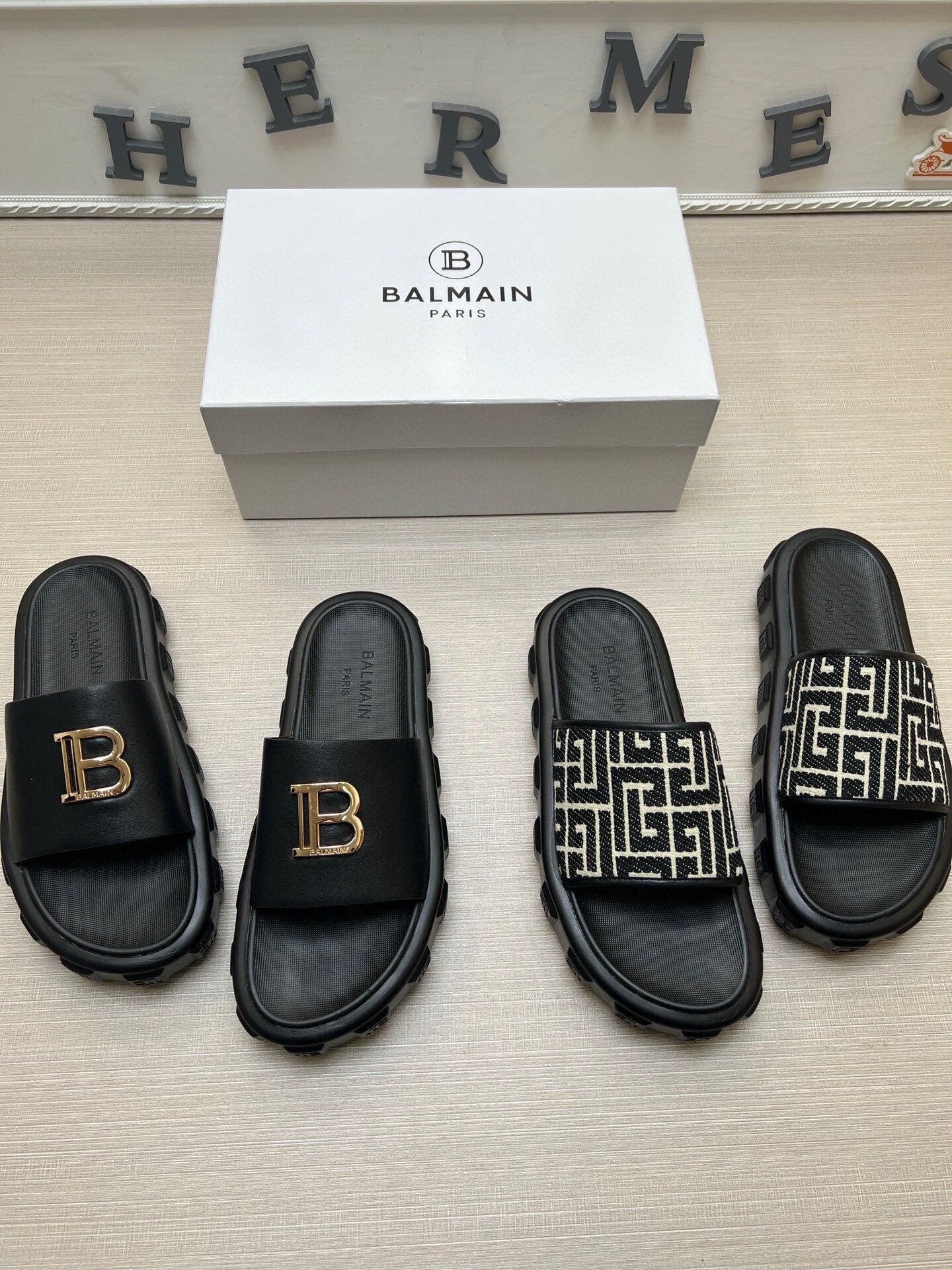 54A21Z Popular slippers