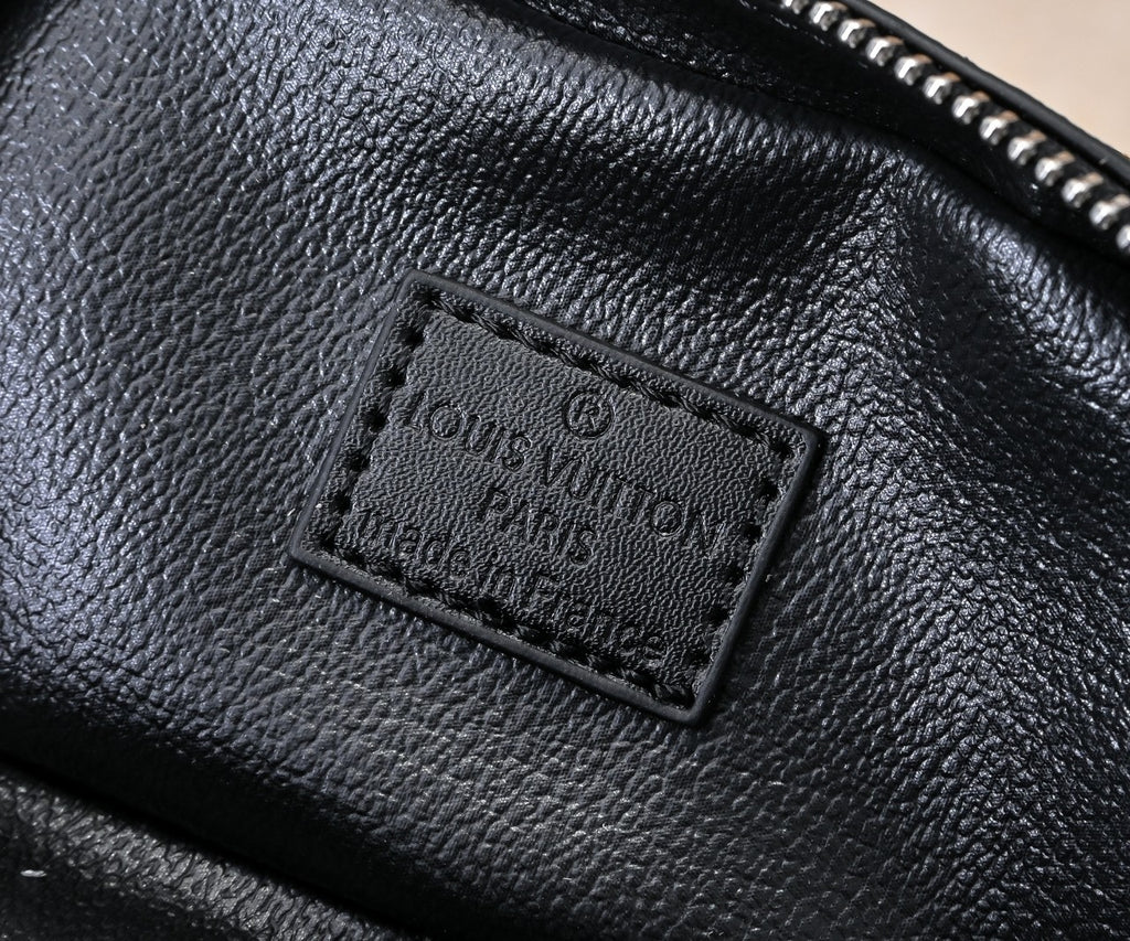 15XE11B Popular leather bag