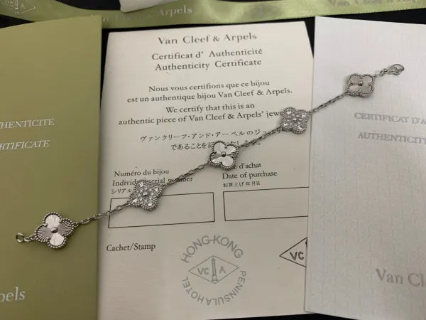 5XVA201K  Popular bracelets 5 flowers normal size1.5cm flower