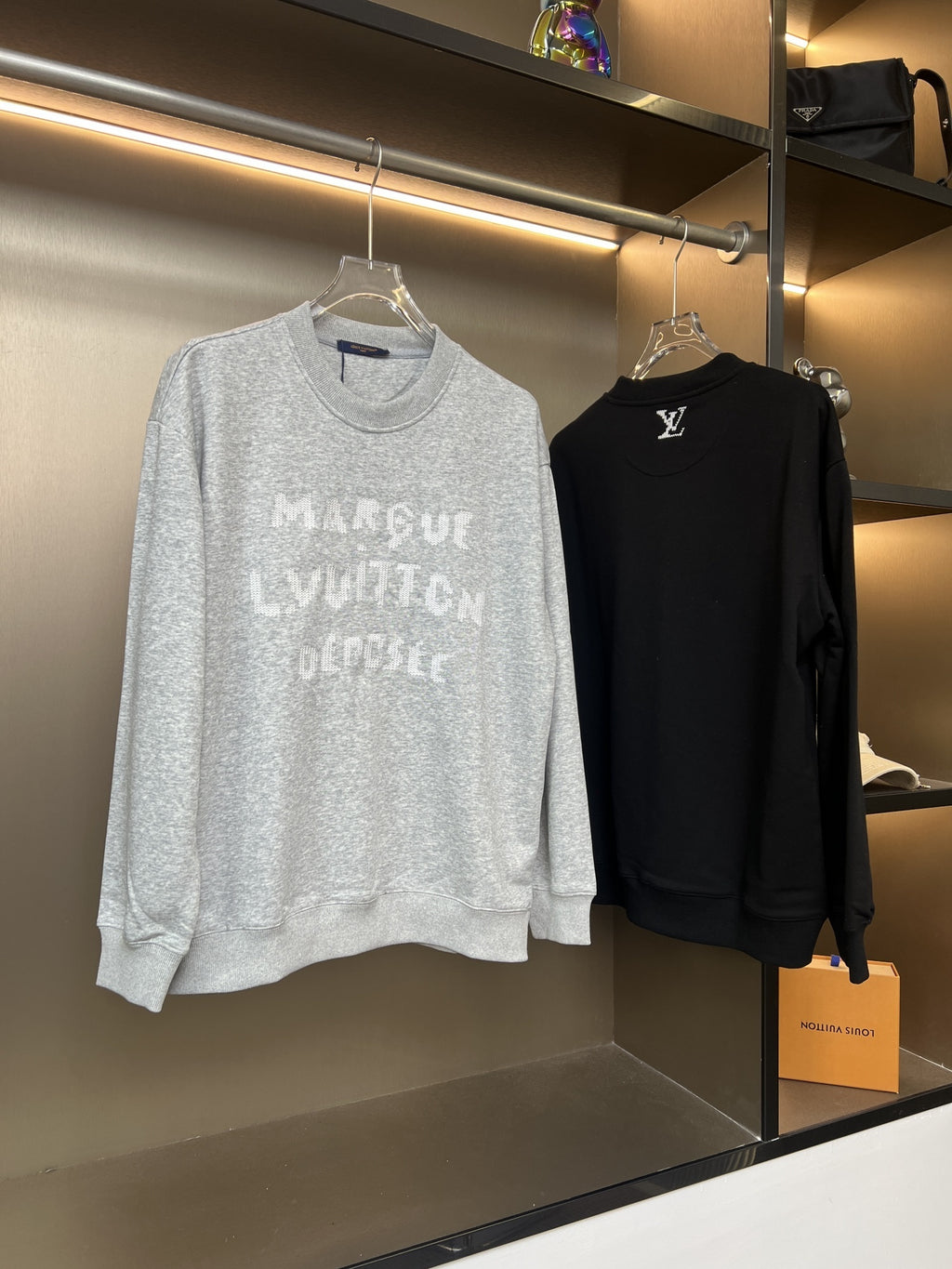 105ZE373U Popular Sweaters