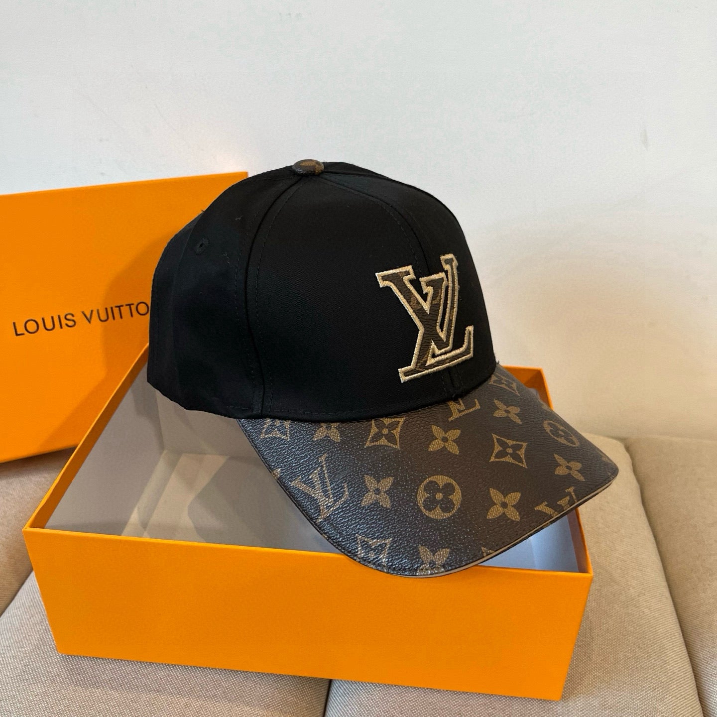 165NE16M Popular  hats