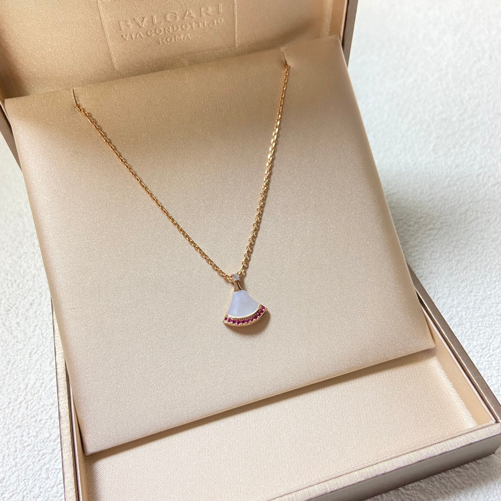 55QS409X Popular Necklaces