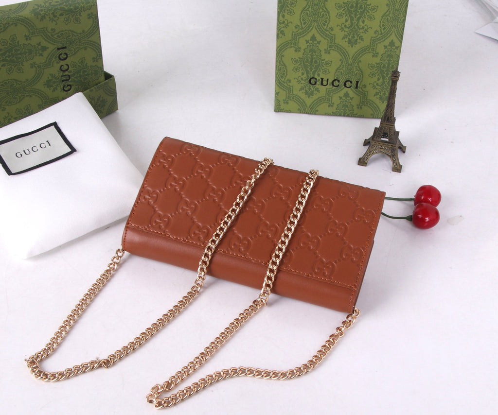 136PB111B Popular leather bag