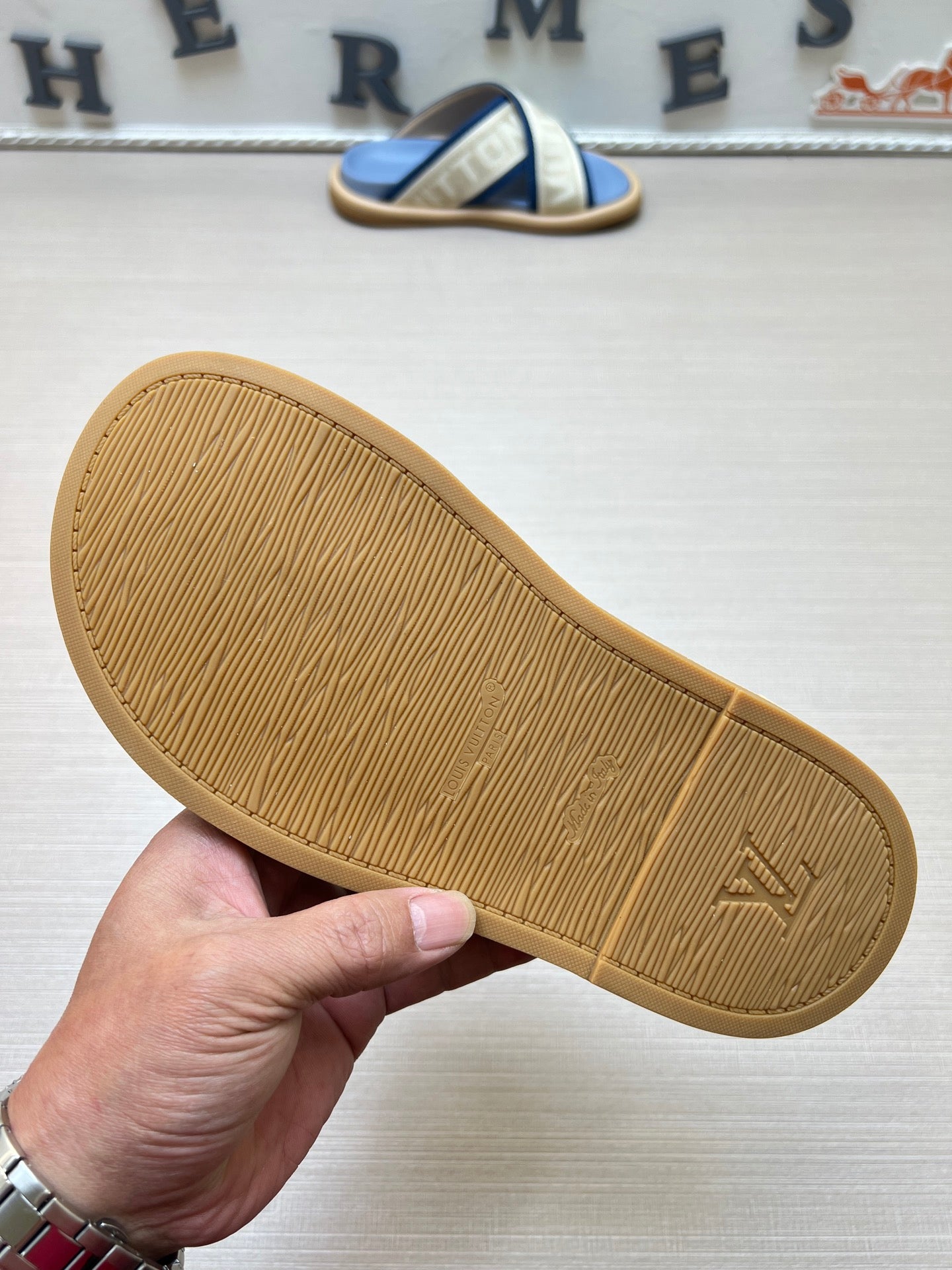535ZE272Z Popular Slippers