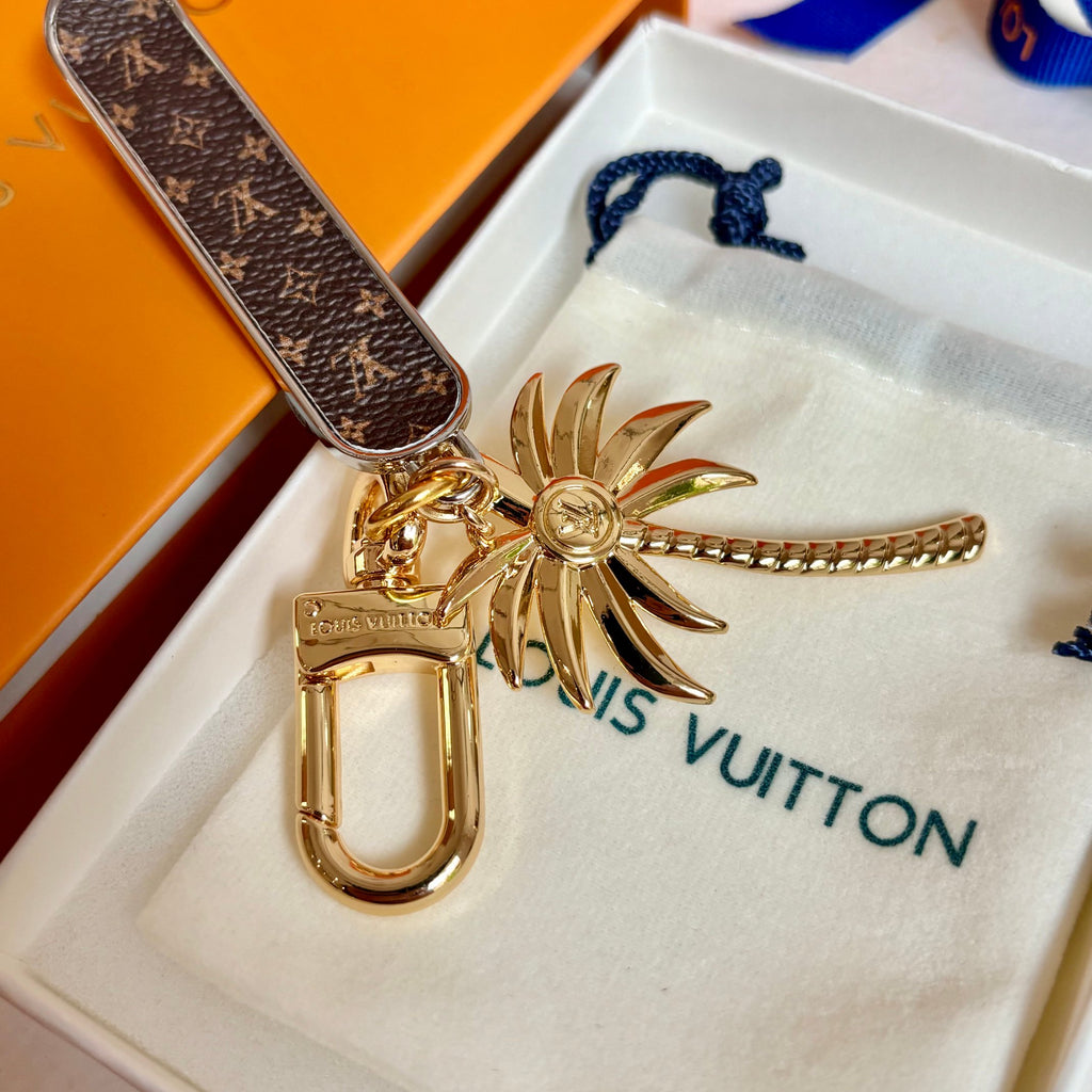 35QE11A Popular bag 's charms accessories