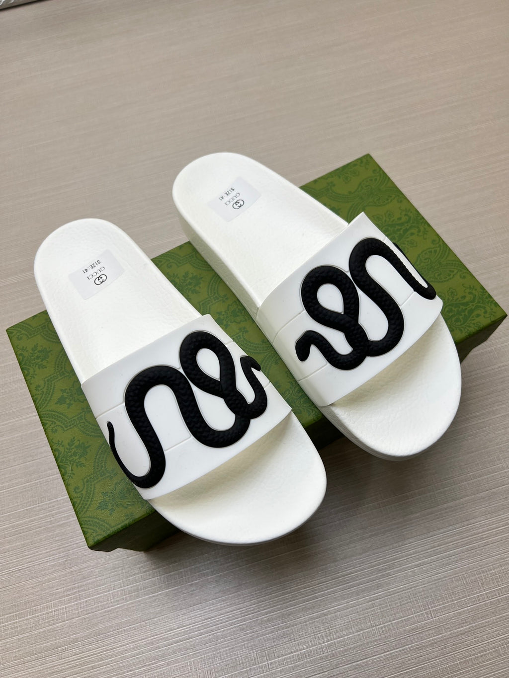 5LB217Z Popular Slippers