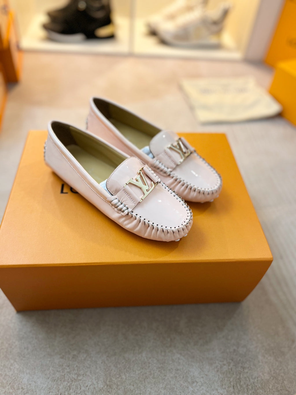 295QE98Z Popular high-quality leather shoes