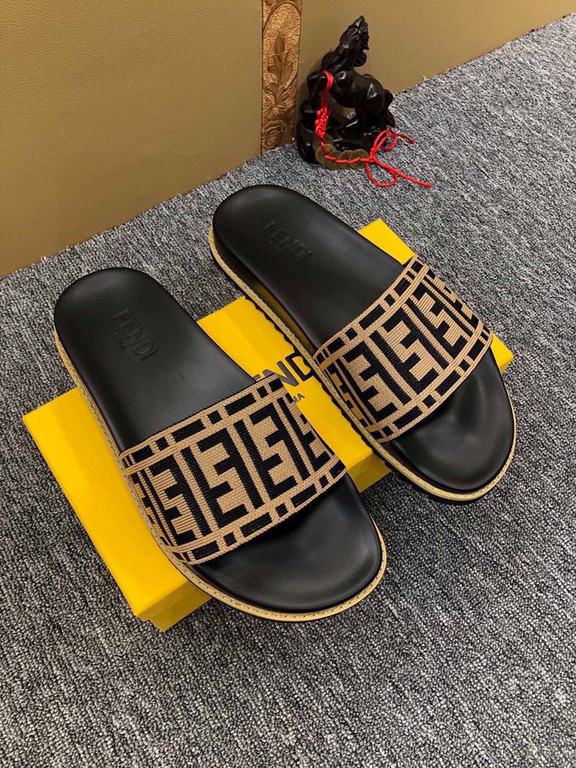 5XF102Z Popular Slippers