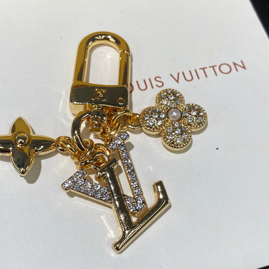 35ZE101A Popular bag 's charms accessories