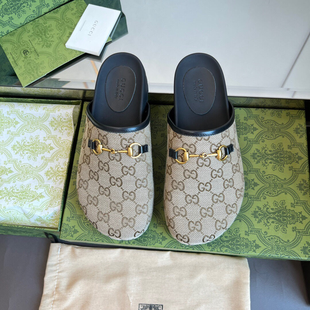 2YB26Z Popular Slippers