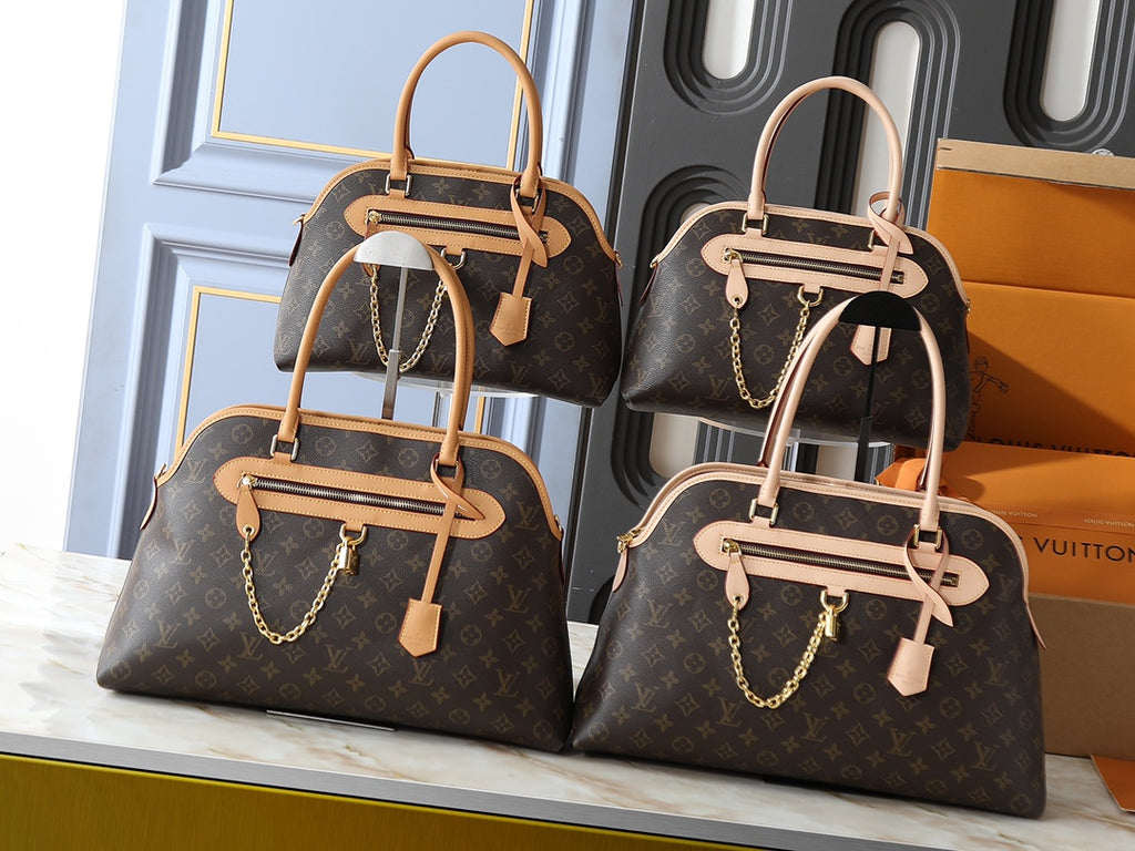 146PE107B Popular leather bag