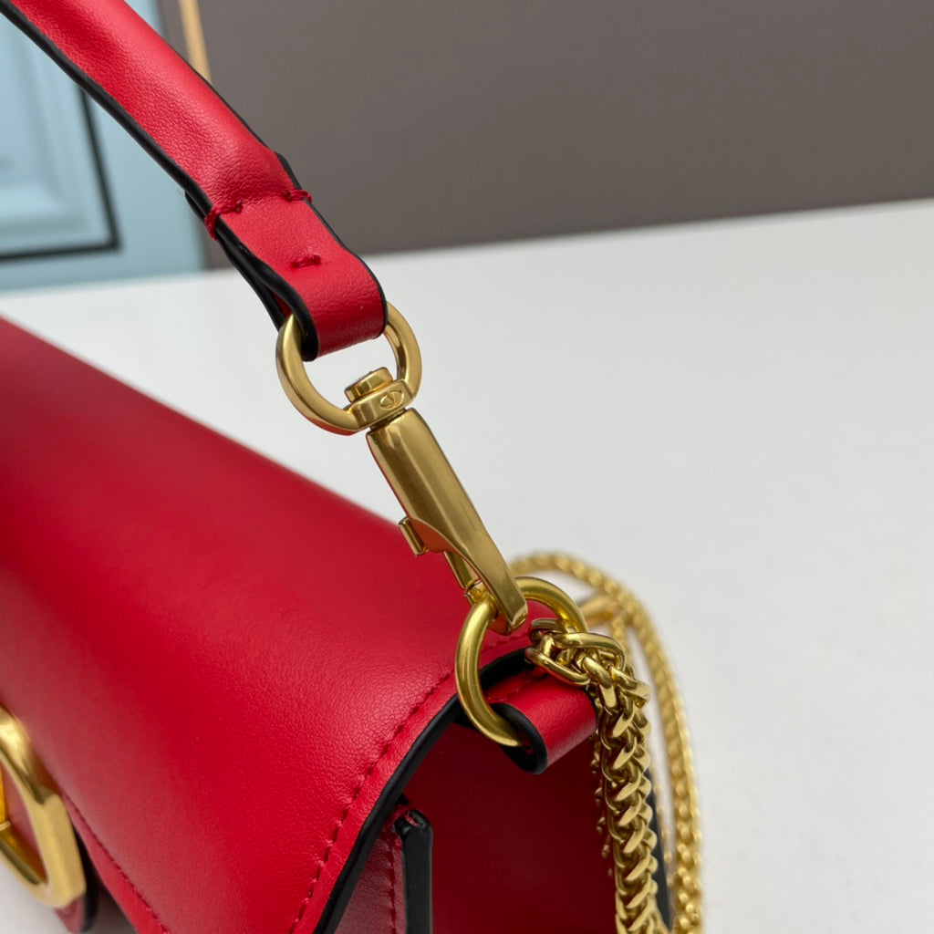 155NVL5B Popular leather bag