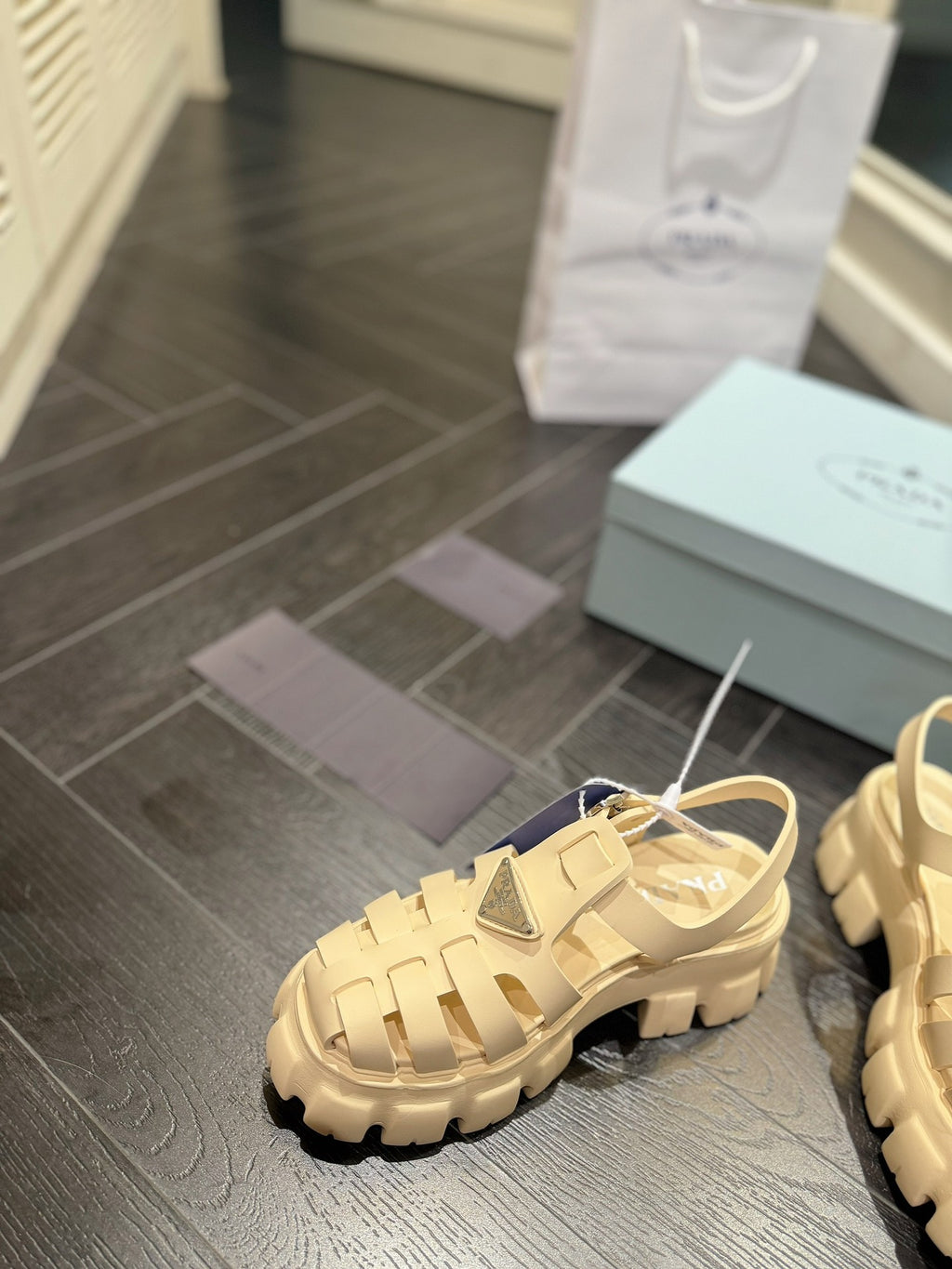285RP51Z  Popular high-quality shoes