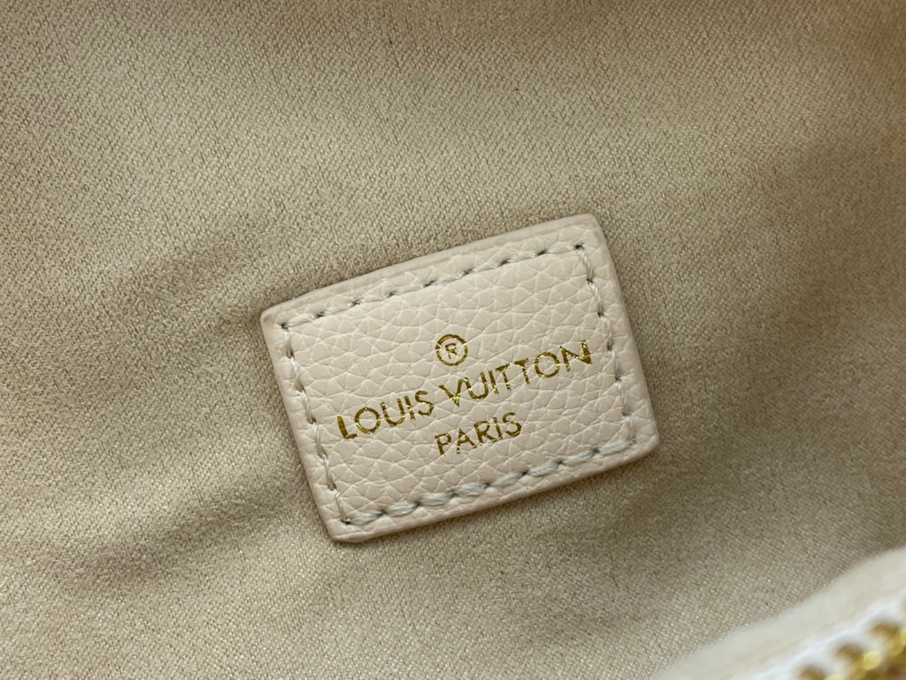 155NE58B Popular   leather bag