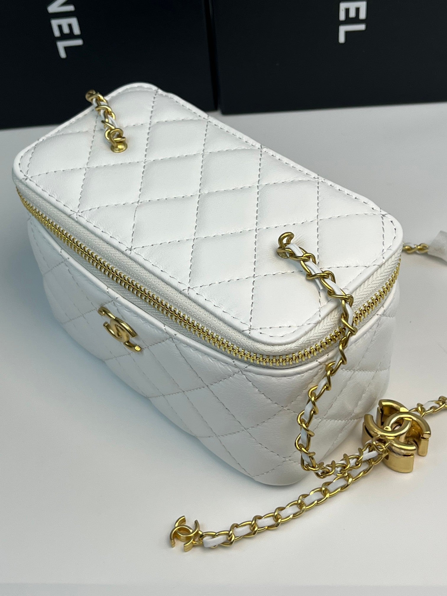 136PC83B Popular leather bag