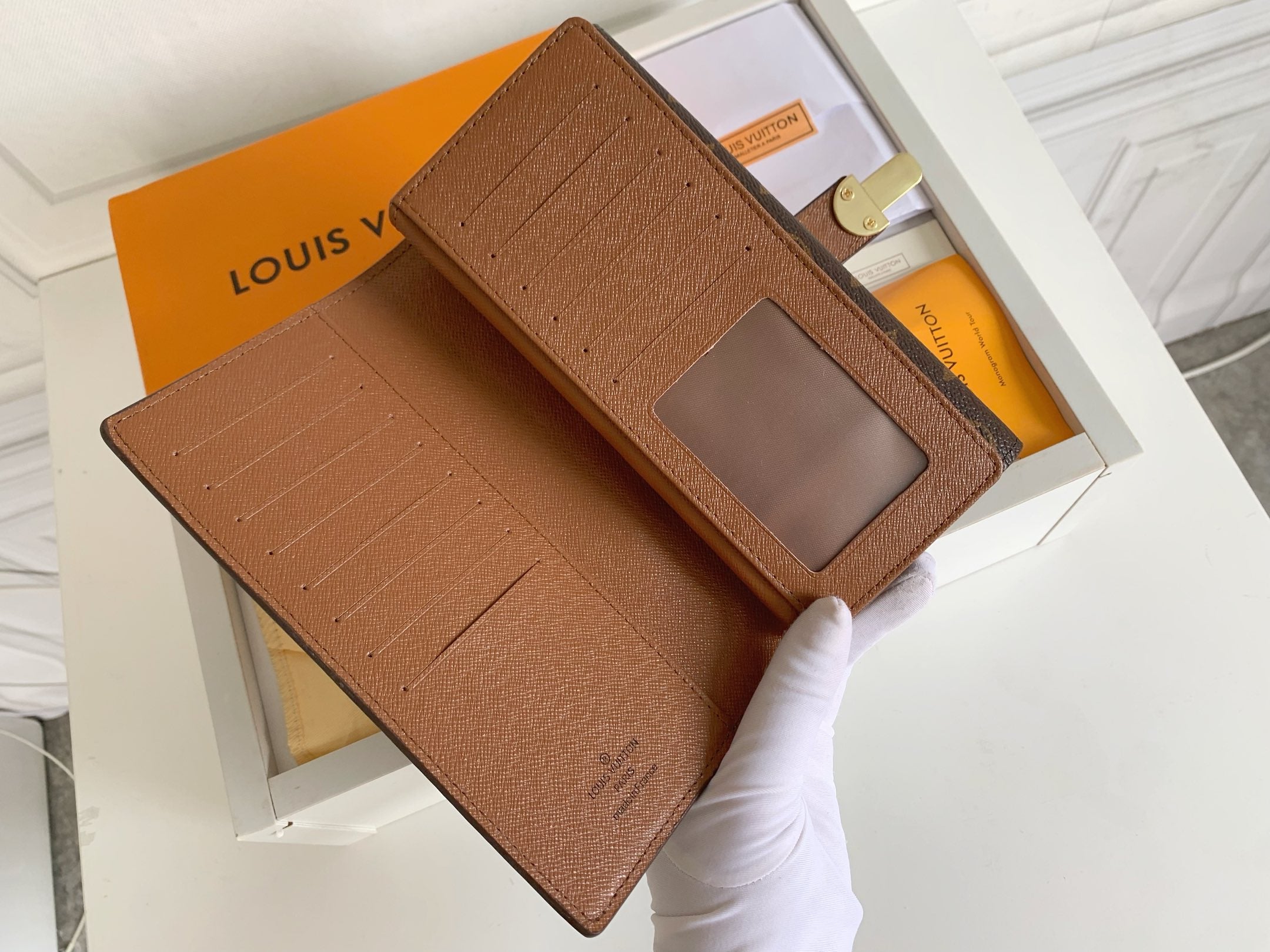 1XE73B Popular   leather wallets with package